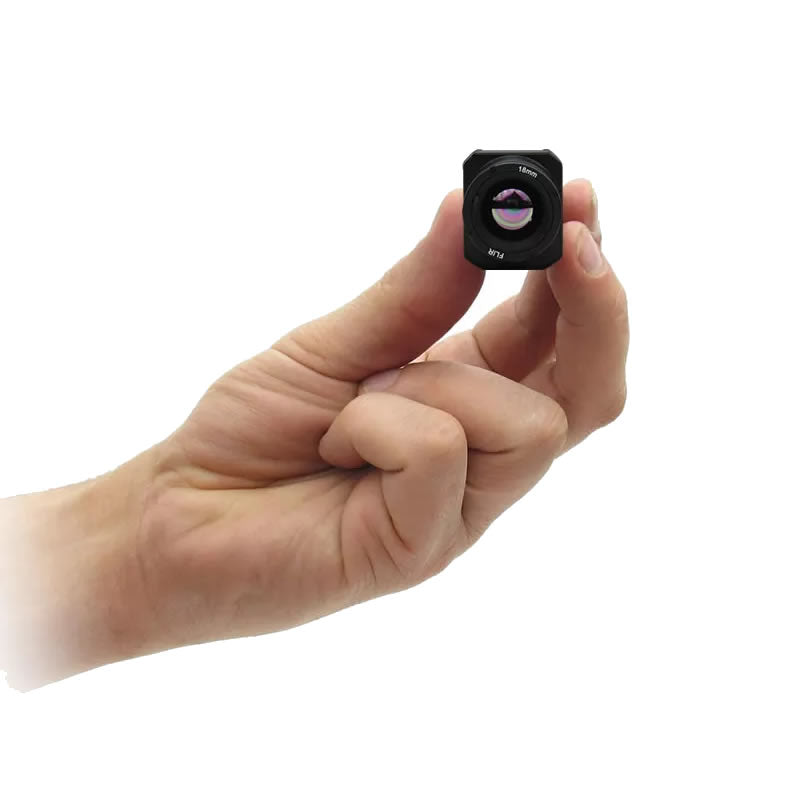 boson_640_18m_in_hand