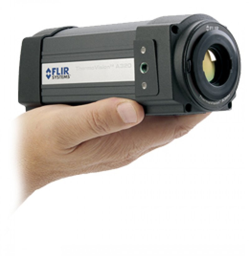 FLIR A615 in hand